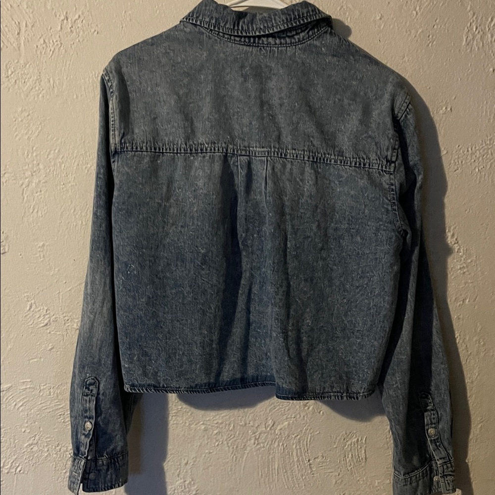 Universal Thread Denim Button-Up Cropped Jacket - image 5